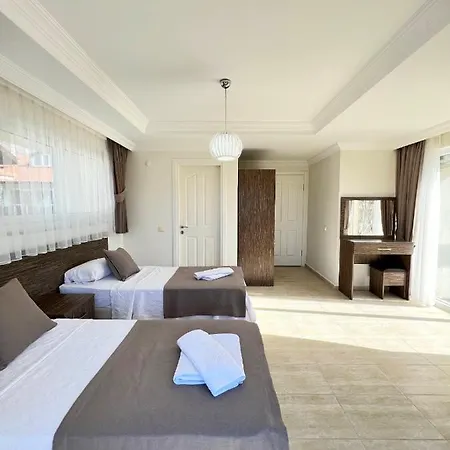 Vila Valley Oludeniz, 4 Bedroom, Large Swimming Pool
